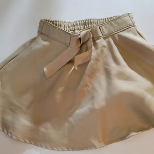 NWOT UNIFORM SKIRT